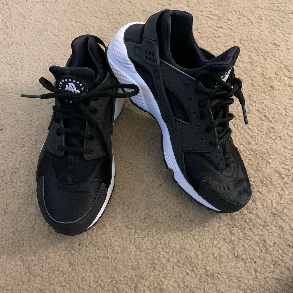 Nike huaraches